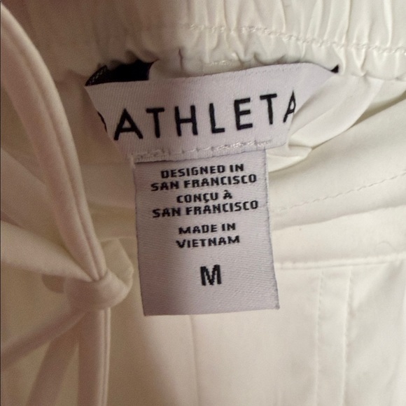 NWT Athleta drift poplin Bermuda pull on elastic waist UV 40% shorts sz M - Picture 5 of 7